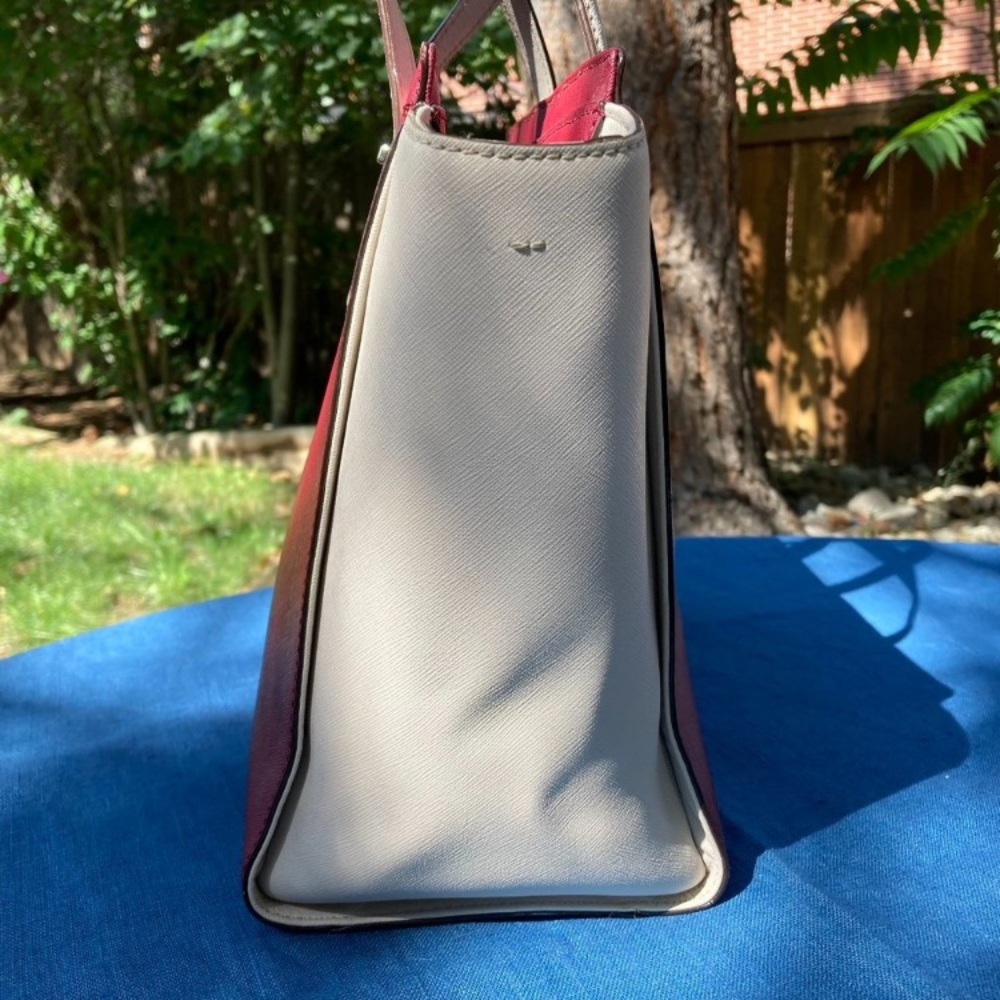 Kate Spade ♠️ Leather Handbag Great Size And Condition! Linen And Merlot Colors! - Picture 7 of 9
